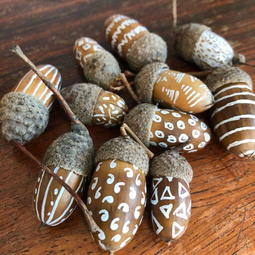 knutselen met kastanjes en eikels